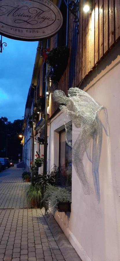 Metras Maja Hotel Aizpute Exterior foto