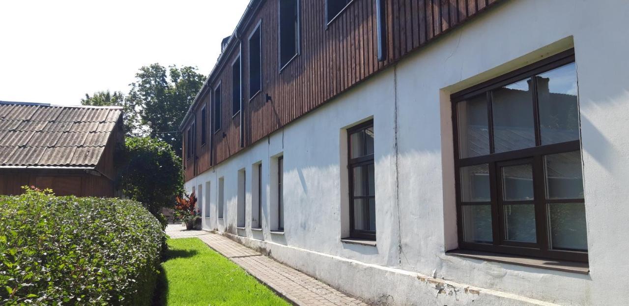 Metras Maja Hotel Aizpute Exterior foto