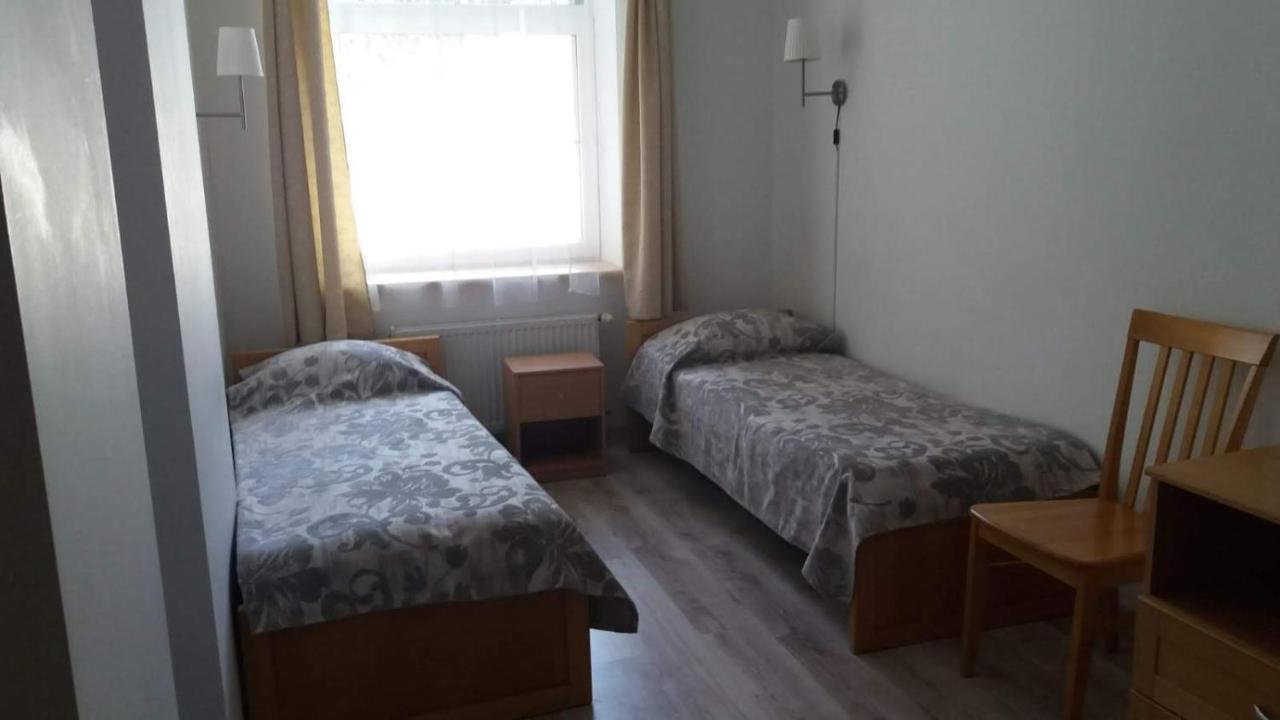Metras Maja Hotel Aizpute Exterior foto