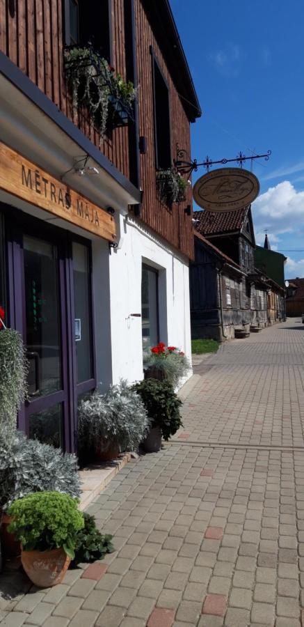 Metras Maja Hotel Aizpute Exterior foto
